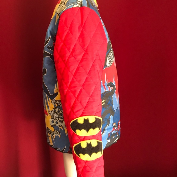 Custom bomber jacket made from a 1996 Batman sheet - Picture 4 of 8